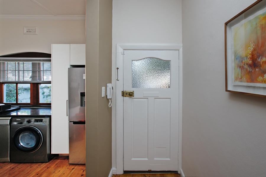 2 Bedroom Property for Sale in Harfield Village Western Cape